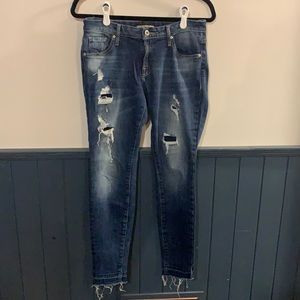 Guess Jeans - Distressed
